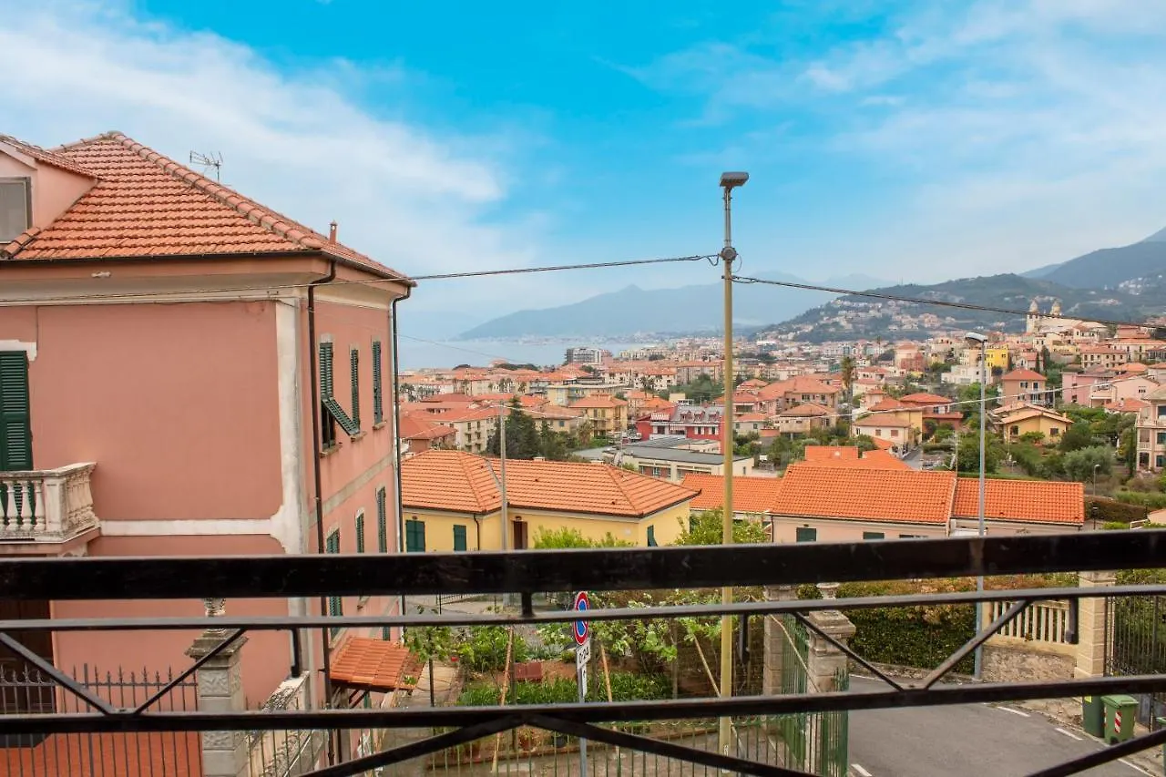 Appartamento Posto Auto E Vista Magnifica Relax A 900 Metri Dal Mare Borgio Verezzi
